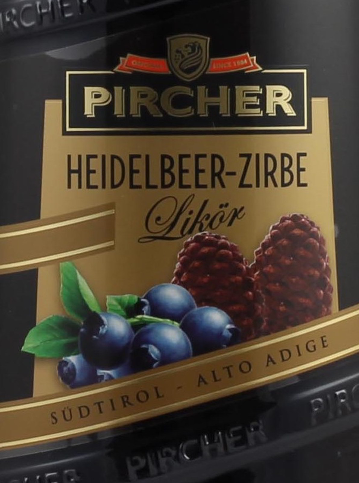 Pircher Heidelbeerlikör mit Zirbe im Shop kaufen.